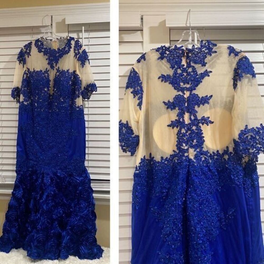 𝅺sequin Beaded Gown